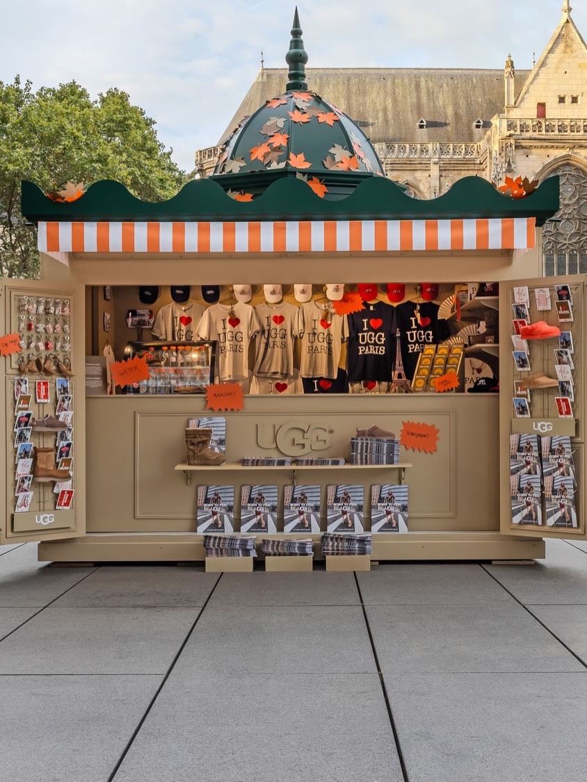 UGG® brings its F26 ‘Born to Feel’ campaign to the heart of Paris Fashion Week, taking over a classic Parisian kiosk at Place Igor Stravinsky in Le Marais.

Reimagined through the UGG® lens, the iconic kiosk became a playful destination for the two-day takeover, blending seasonal product, unexpected details and interactive moments, including a play-to-win experience with UGG® prizes and giveaways.

Just steps from the newly refreshed UGG® Le Marais store at 26 Rue Vieille du Temple, the activation brought ‘Born to Feel’ to the streets of Paris, inviting the city to experience UGG® in a distinctly unexpected way.

#UGG #BornToFeel #UGGParis #ParisFashionWeek